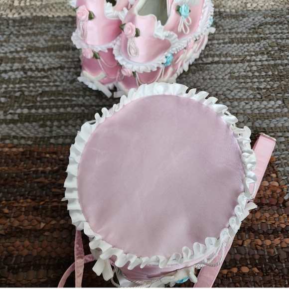 Sugar Thrillz Dolls Kill ‘Just Deserts’ Cake Shoes Sneakers Bag Purse SET NEW 9 - Picture 8 of 14